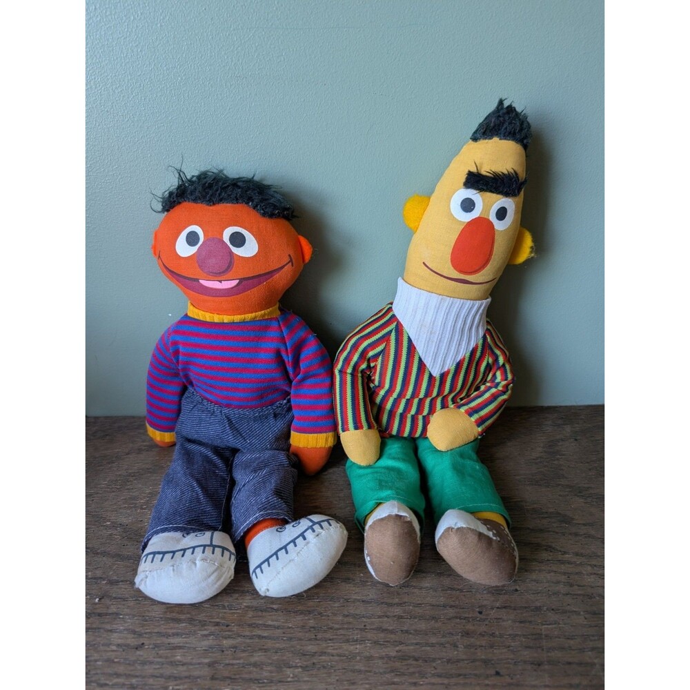Vintage Knickerbocker Sesame Street Bert & Ernie Plush Dolls 15”